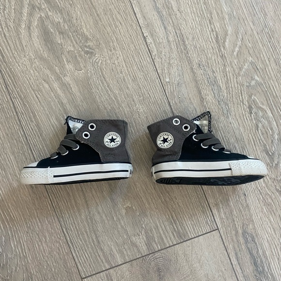 Chuck Taylor All Star Classic - Size 4C - Picture 5 of 9